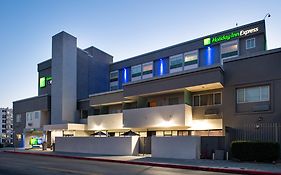 Holiday Inn Express & Suites Los Angeles Downtown West